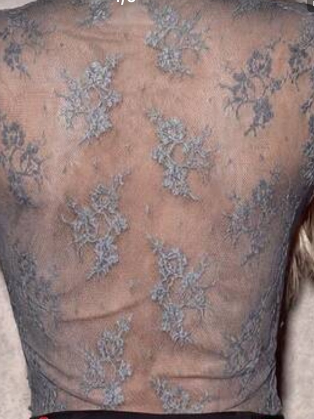Sheer layering tops and floral - Picture 12 of 15